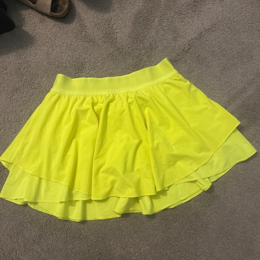 Neon Yellow Lululemon Court Rival Skit